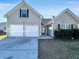 2766 High Tide Dr in College Park, GA - Building Photo