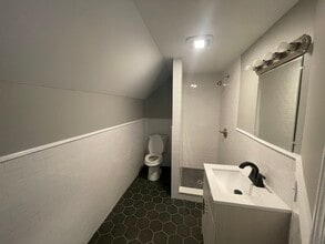 127 Massachusetts Ave in Providence, RI - Building Photo - Building Photo