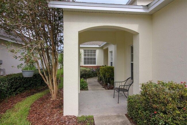 7125 Lake Eaglebrooke Way in Lakeland, FL - Foto de edificio - Building Photo