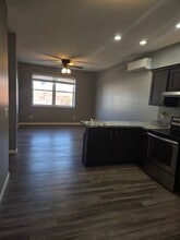 121 W Washington St, Unit B2 in Goshen, IN - Foto de edificio - Building Photo