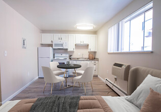 The Stapleton Apartments in Aurora, CO - Building Photo - Building Photo