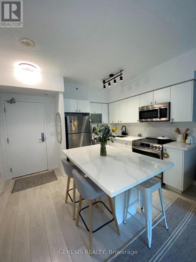 69-269 Lynn Williams St in Toronto, ON - Building Photo - Building Photo