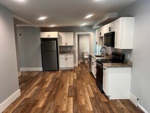 1 Madison St in Amesbury, MA - Building Photo - Building Photo