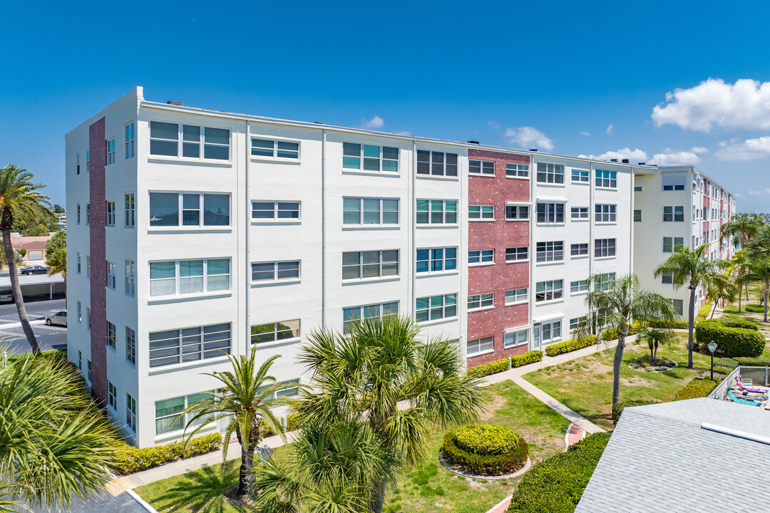 Regency West 1 and 2 in St Pete Beach, FL - Building Photo