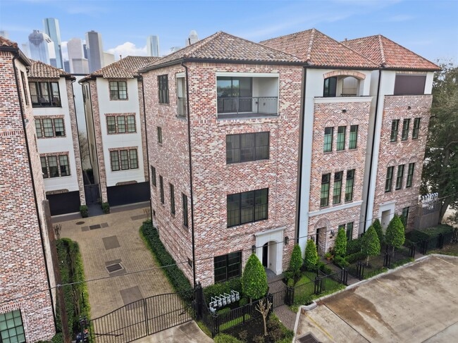 19 Robita St in Houston, TX - Building Photo - Building Photo