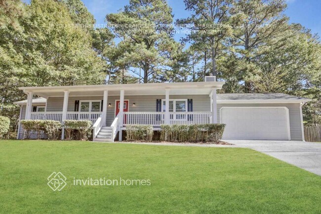 property at 367 Summerville Dr NW