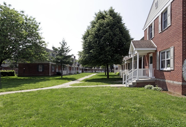 Parkway Homes in York, PA - Foto de edificio - Building Photo