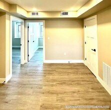 33 Maverick Square in Boston, MA - Building Photo - Building Photo