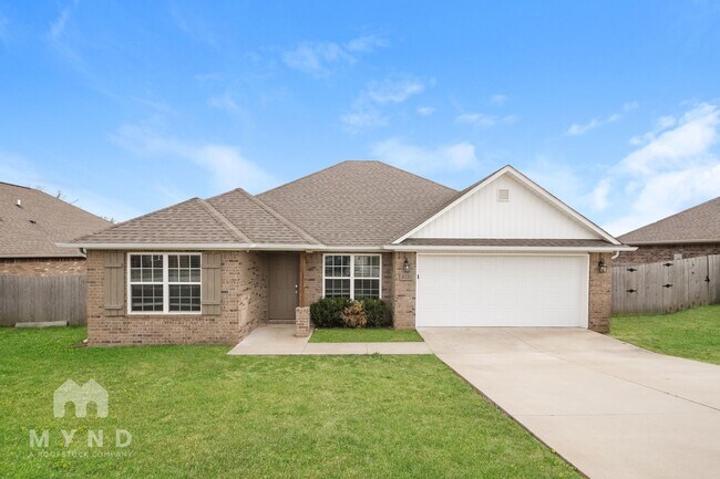 2121 Ridge St in Gentry, AR - Building Photo - Building Photo