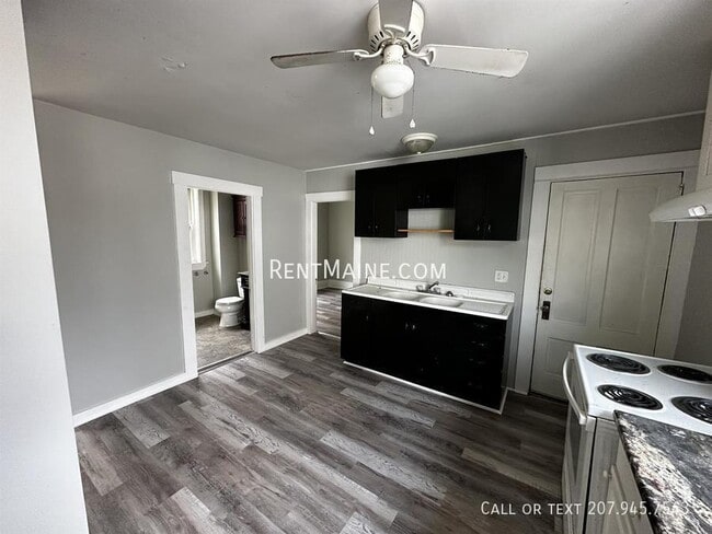 63-65 Union St., Unit 1 in Brewer, ME - Building Photo - Building Photo