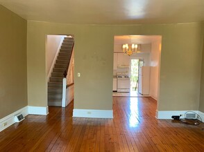 5431 Howe St in Pittsburgh, PA - Building Photo - Building Photo