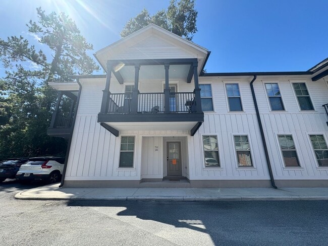 property at 711 NW 10th St