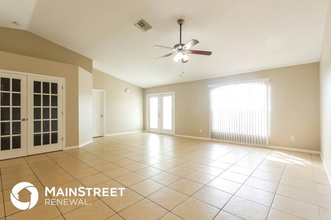 2211 NE 5th Ave in Cape Coral, FL - Building Photo - Building Photo