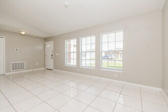 16 Dorset Dr in Kissimmee, FL - Building Photo - Building Photo