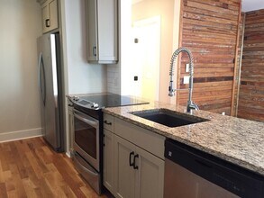 16 Humphrey Ct in Charleston, SC - Building Photo - Building Photo
