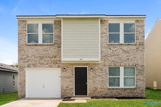 120 Wethersfield Dr in Harvest, AL - Building Photo - Building Photo