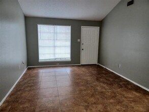 506 Dipert Ct in Arlington, TX - Building Photo - Building Photo