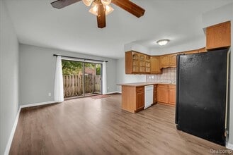 13426 Denver Cir E in Sterling Heights, MI - Building Photo - Building Photo