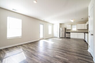 246 Wadsworth Rd in Spartanburg, SC - Building Photo - Building Photo