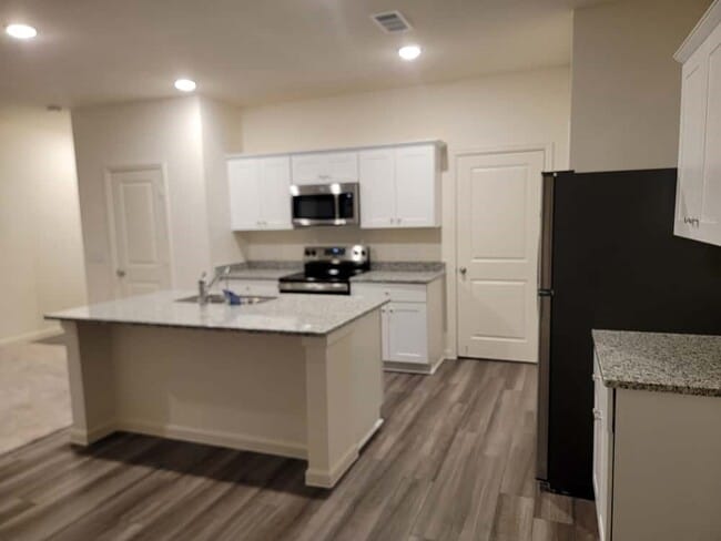 property at 6085 Majestic Crk Trl