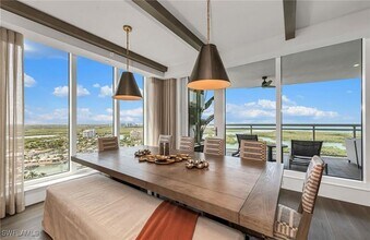13925 Old Coast Rd in Naples, FL - Building Photo - Building Photo