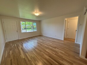 3747-3749 Hawthorne Ave in Eugene, OR - Building Photo - Building Photo