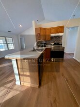 106 Warner Dr in Englewood, OH - Building Photo - Building Photo