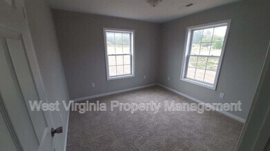 760 Circleview Dr in Beckley, WV - Building Photo - Building Photo