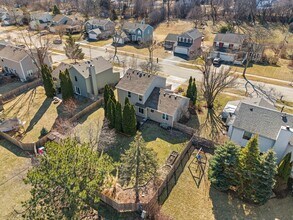 97 E Harbor Dr in Lake Zurich, IL - Building Photo - Building Photo