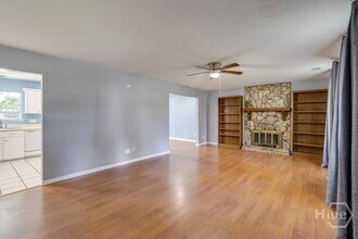 949 Piercefield Dr in Richmond Hill, GA - Building Photo - Building Photo