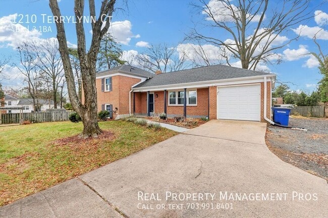 1210 Terrylynn Ct in Herndon, VA - Building Photo - Building Photo