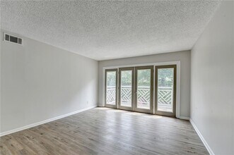 3650 Ashford Dunwoody Rd NE, Unit #923 in Brookhaven, GA - Building Photo - Building Photo