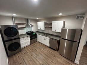 8020 E Oak St in Scottsdale, AZ - Building Photo - Building Photo