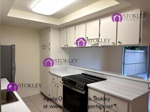 1924 Pomar Way in Walnut Creek, CA - Foto de edificio - Building Photo