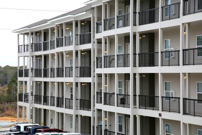 The Stables Student Living in Tifton, GA - Building Photo - Building Photo