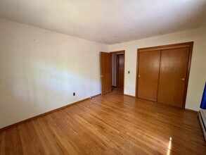35 Smith Rd in Ridge, NY - Building Photo - Building Photo