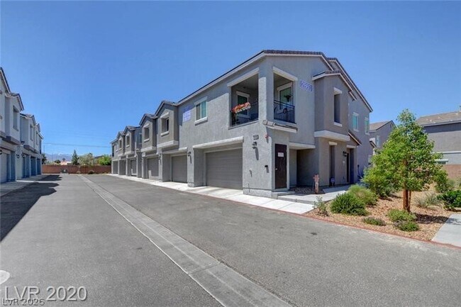 2860 Sunflower Days Ave in North Las Vegas, NV - Building Photo - Building Photo