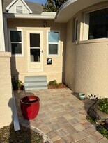 3601 Alabama Ave NE, Unit 3601 B in St. Petersburg, FL - Building Photo