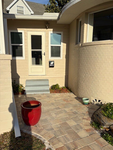 3601 Alabama Ave NE, Unit 3601 B in St. Petersburg, FL - Building Photo