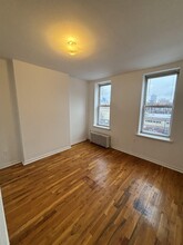 118 Adams St in Hoboken, NJ - Building Photo - Building Photo