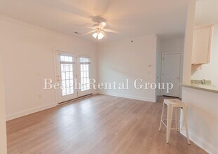 2029 Silvercrest Dr in Myrtle Beach, SC - Foto de edificio - Building Photo