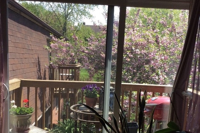 property at 423 Lawrence Rd