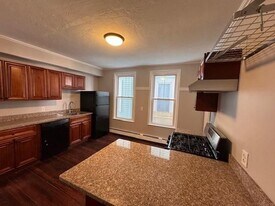 63 Vernon St in Providence, RI - Building Photo