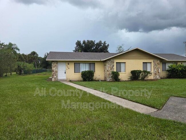 210 Leelon Rd in Lakeland, FL - Building Photo - Building Photo