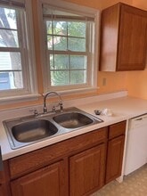 411 Highland Ave in Johnson City, TN - Building Photo - Building Photo