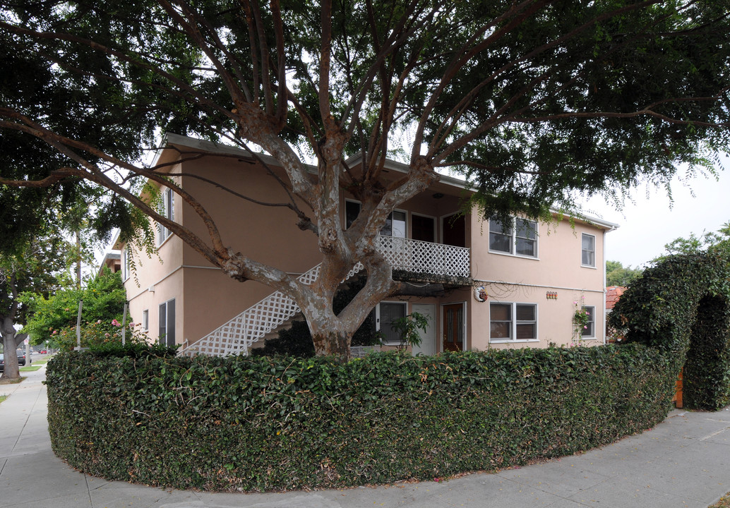 3971 S Centinela Ave in Los Angeles, CA - Building Photo