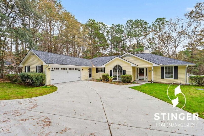 property at 76 Wade Hampton Dr