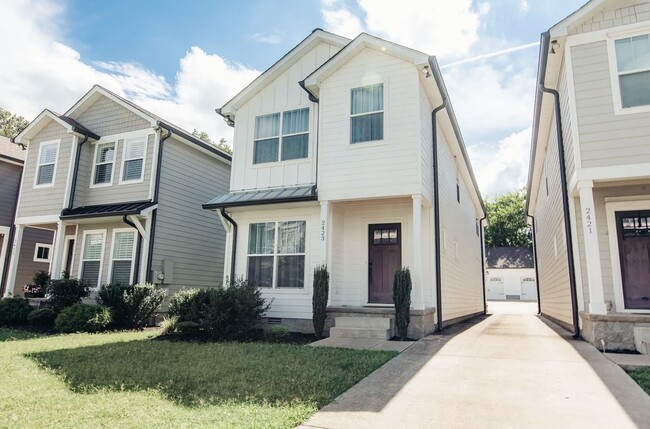 property at 2423 Elliott Ave