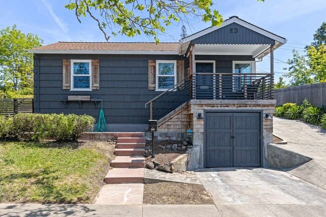 property at 660 Silverado Trail