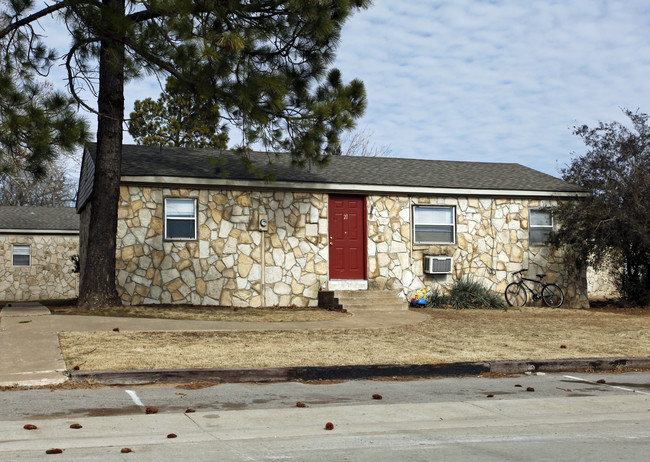 Sycamore Cottages in Norman, OK - Foto de edificio - Building Photo